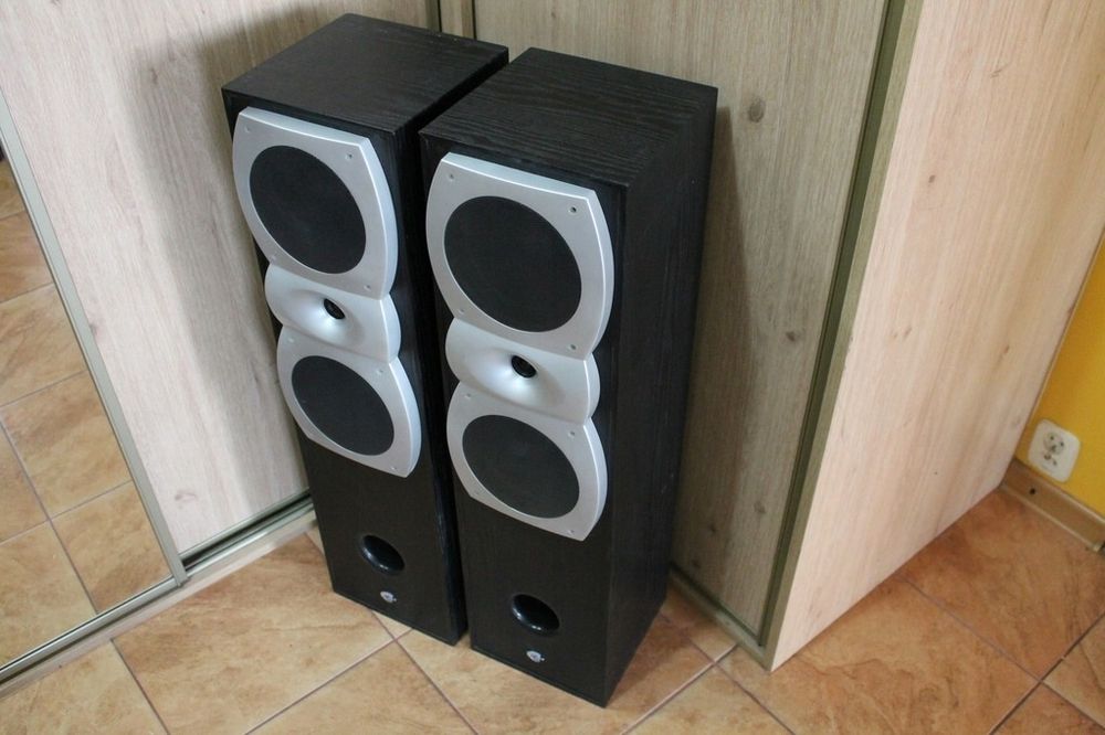 страхотни оригинални немски тонколони CAT MBC 300-2х300вата