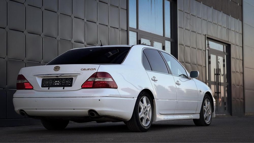 Продам Toyota CELSIOR