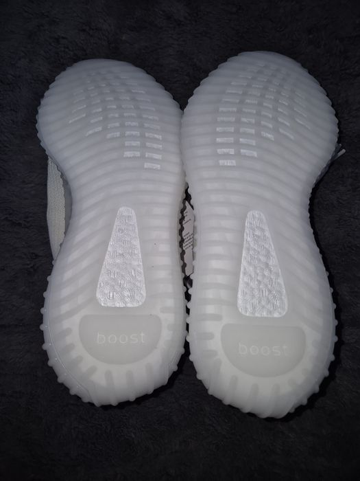 Adidas Yeezy Boost 350 v2 Bone Sneakers