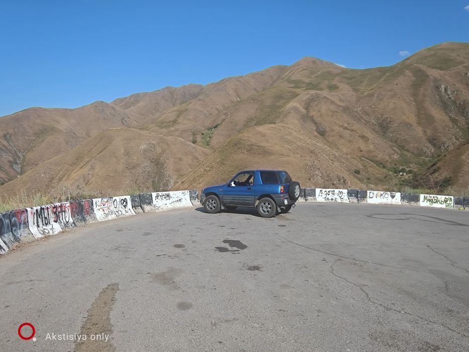 Продам Тоета Раф 4