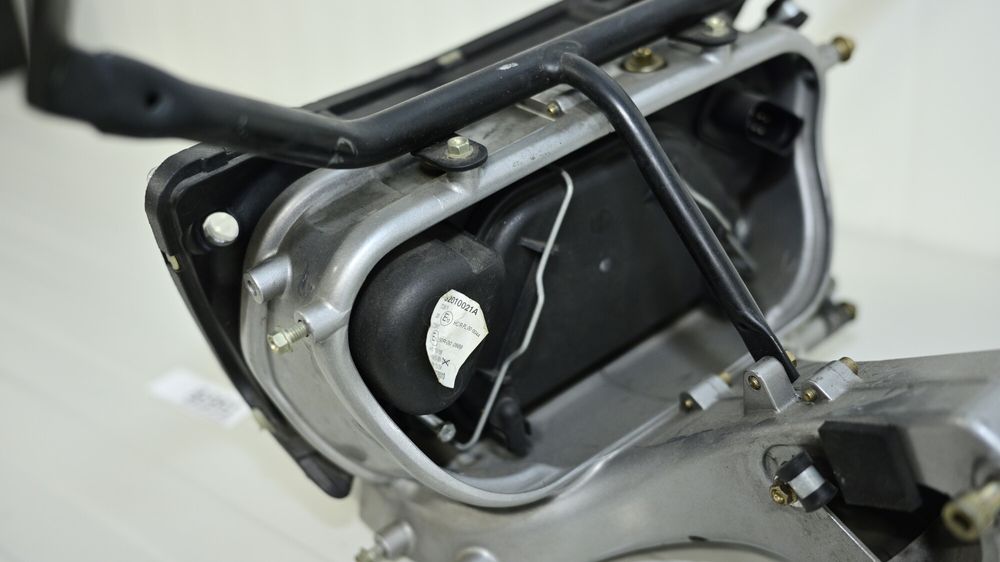 Ducati ST3 Far + cadru de bord + cadru carena 82915561A