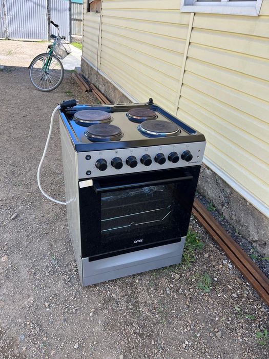 Продам Электроплиту