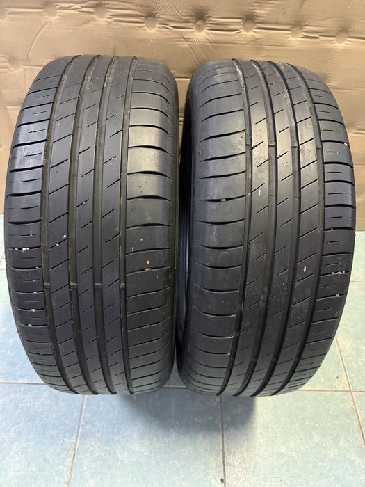 225/55/17 97W - 2 buc - vara Goodyear