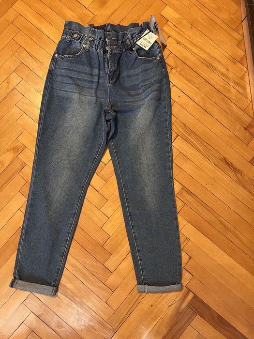 Джинсы женские