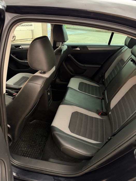 Volkswagen Jetta 1.6Tdi Automata