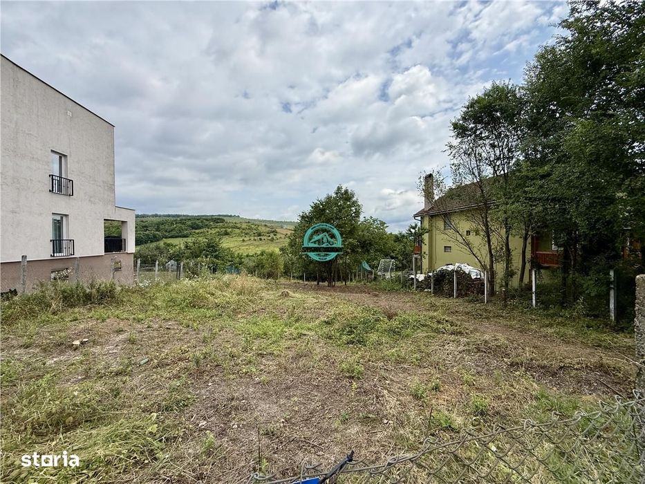 Teren de vanzare, suprafata 900 mp, in Livezeni