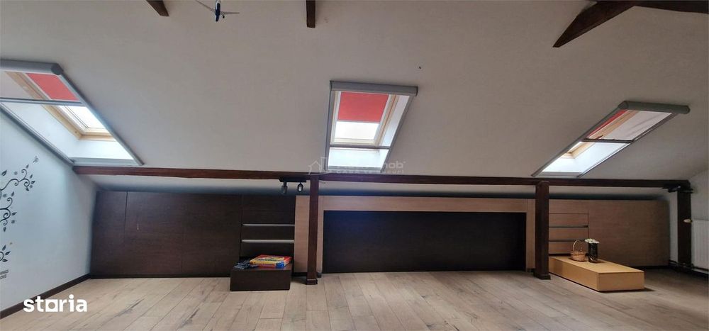 Resita Casa individuala, P+E+M,  Zona Fosta Baie Comunala, 325 mp, Com