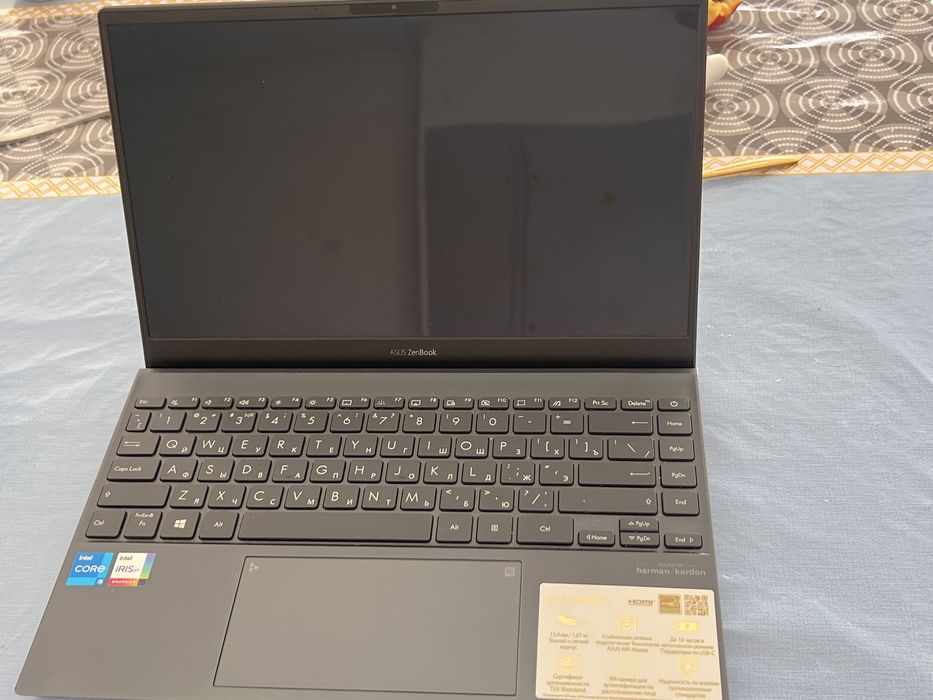 Asus zenbook 13, intel core i5