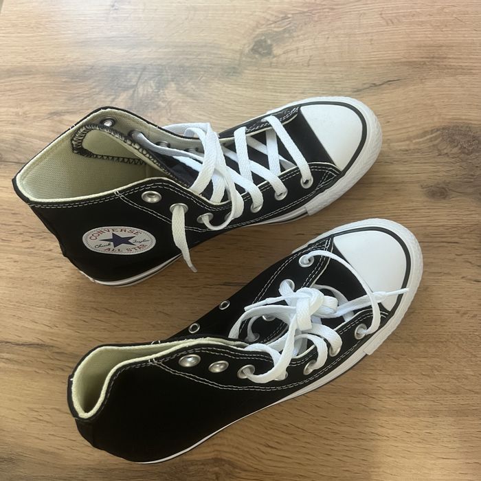Кроссовки converse