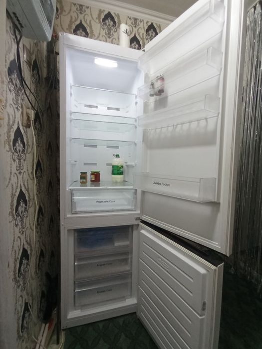 Xaladelnik nomi DEVO