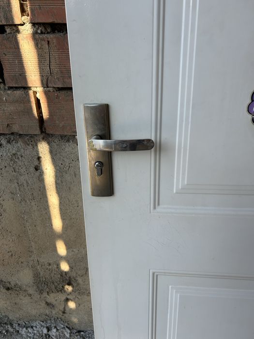 Интериорна врата без каса