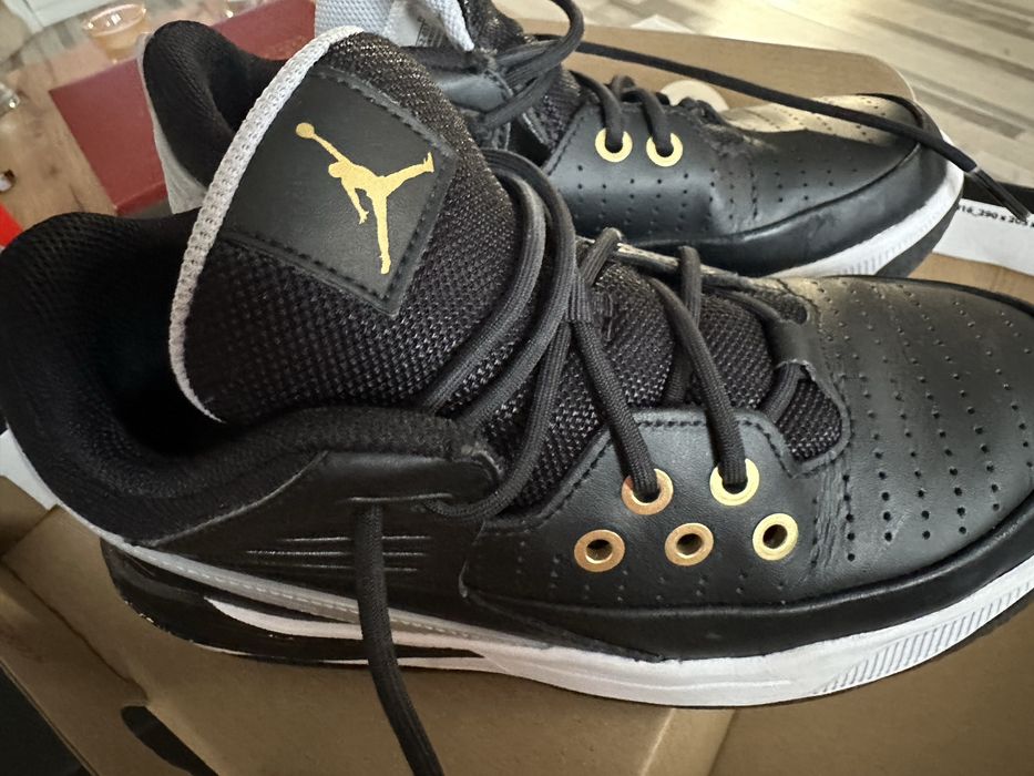 Детски маратонки Jordan Max Aura