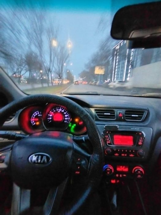 KIA RIO 2013 v1.6 механика