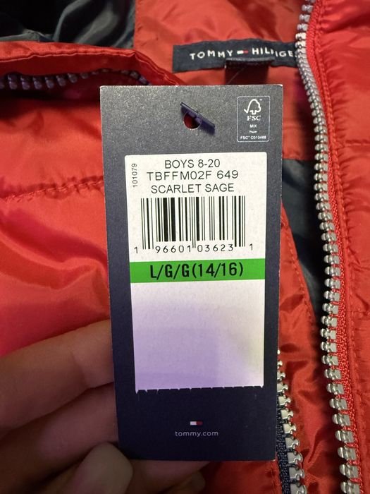 Geaca baieti tommy hilfiger 14-16 ani