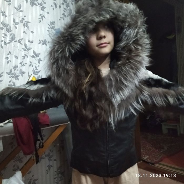 Новая, Турецкого производства. Необычная, суперская куртка на подростк