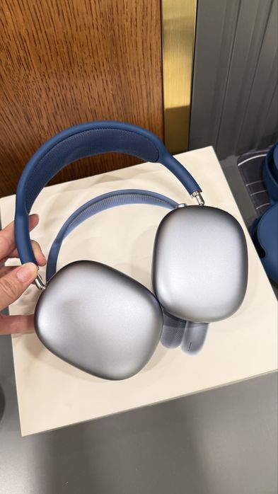Apple airpods max gen 1