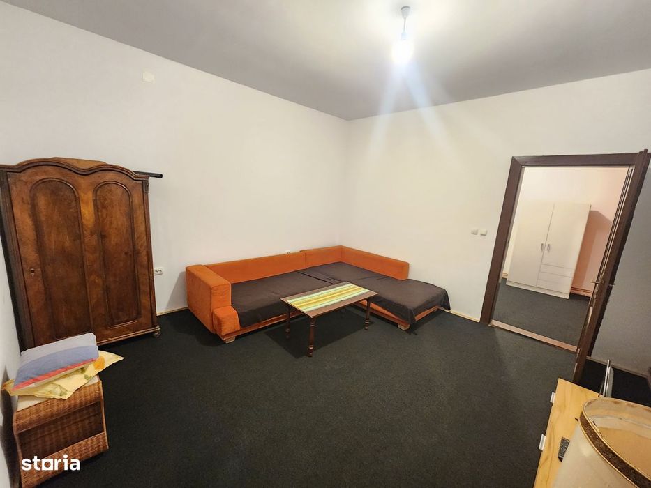 Inchiriez apartament cu 2 camere in zona Modern