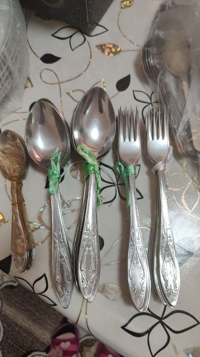 Продам весь набор посуды. Звонить в любое время