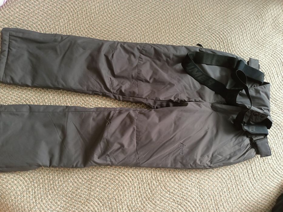 Лыжный костюм на девочку 134 см