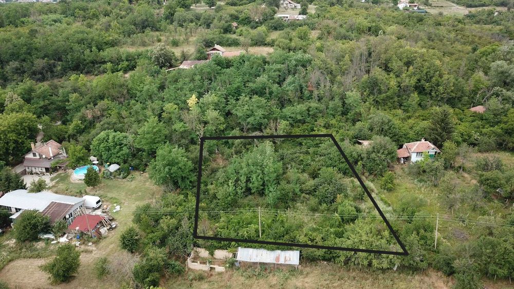 Продава се Парцел в Севлиево - 740 кв.м за 3 €/кв.м - Снимка #1