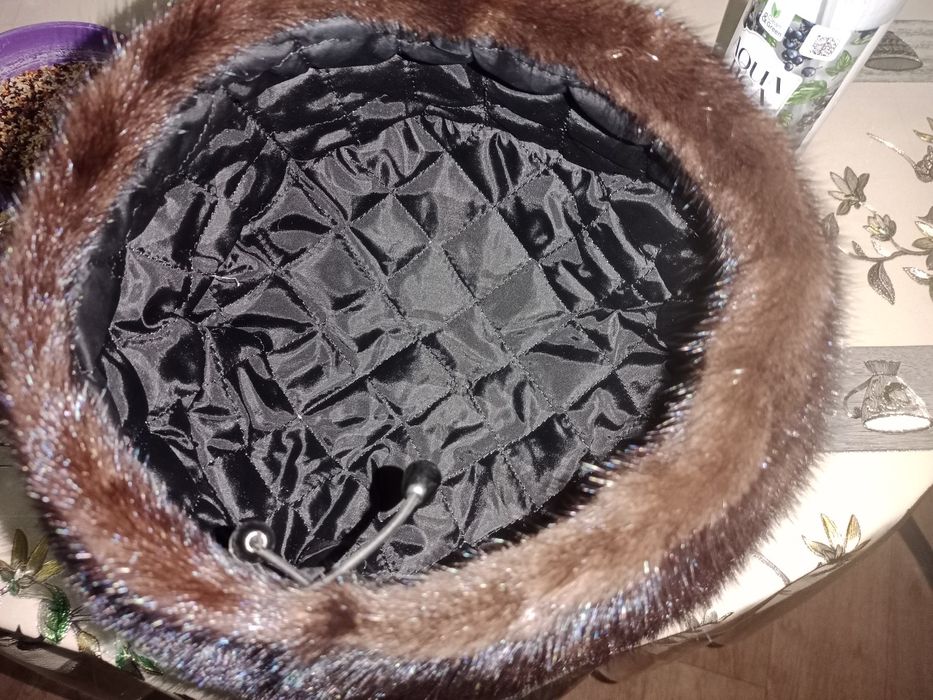 Продаю норковый берет