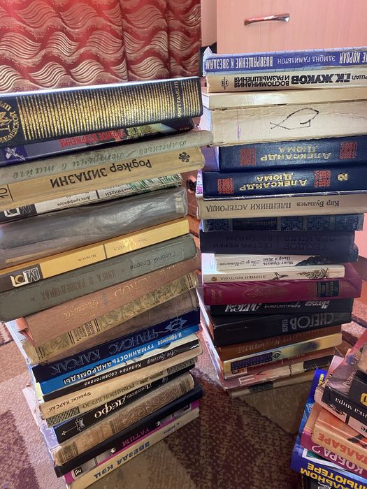 Книги разные от советских до современных