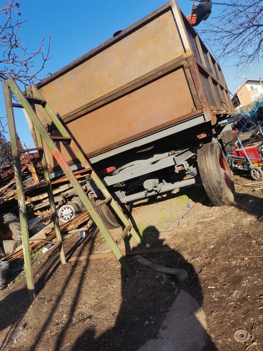 Ремарке за трактор