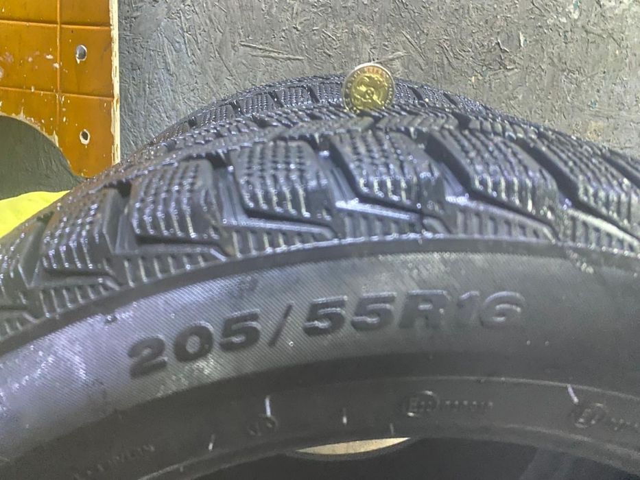 Резины  зимние срочно Viatti