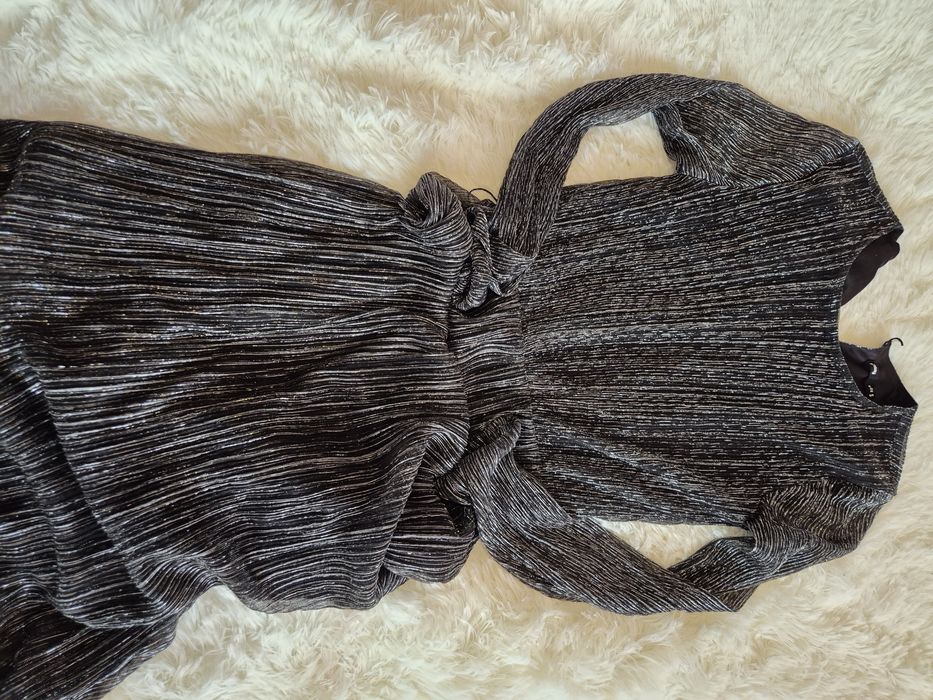 Дълга рокля Sinsay