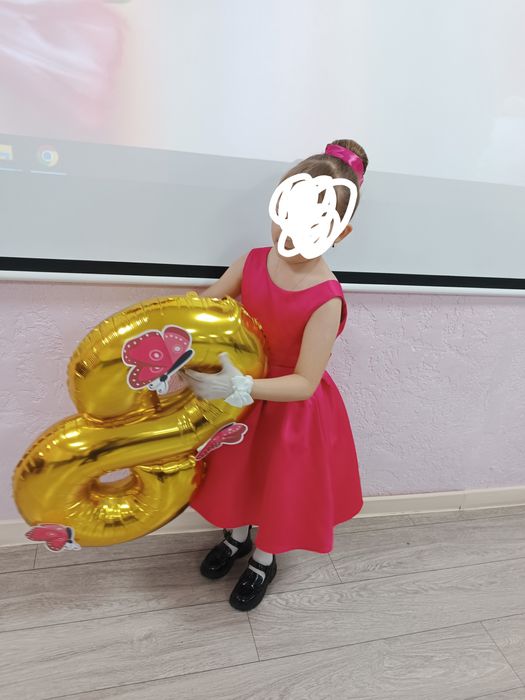 Платье праздничное