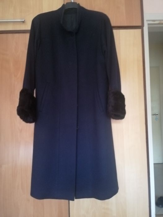 Продам почти не употребявано МАНТО,