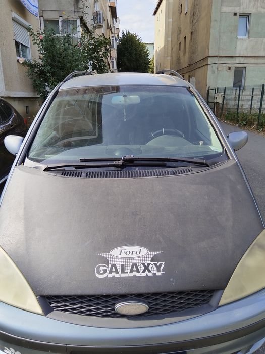 Ford Galaxy Ghia