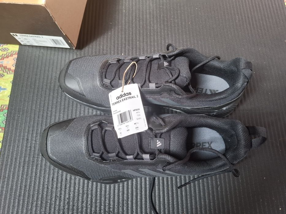 Кроссовки Adidas