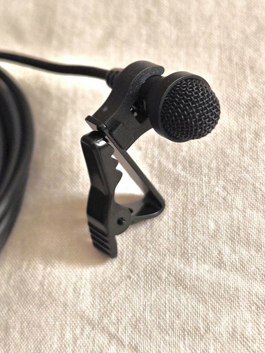 петличный микрофон