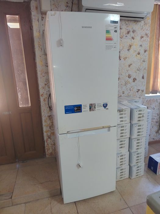 Холодильник Самсунг