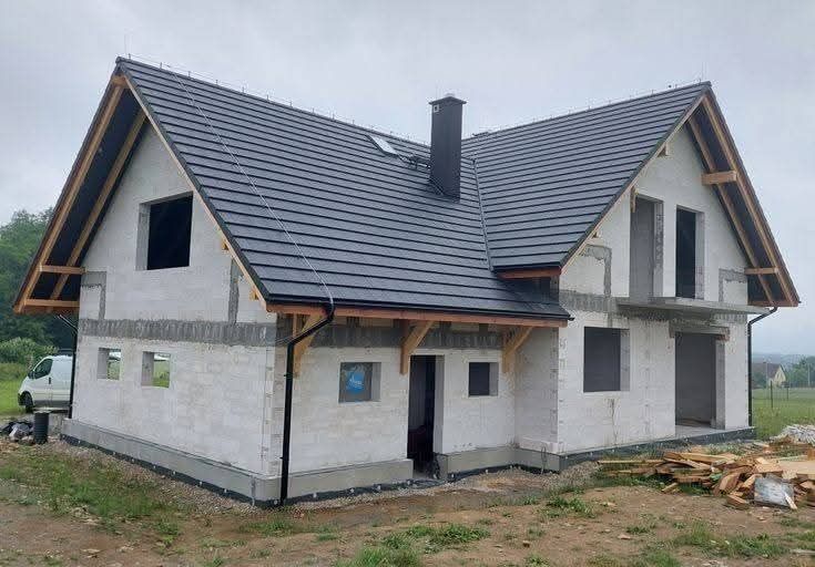 Acoperișuri • Jgheaburi • Reparații | Experiență 10+ ani 
Telefon :075