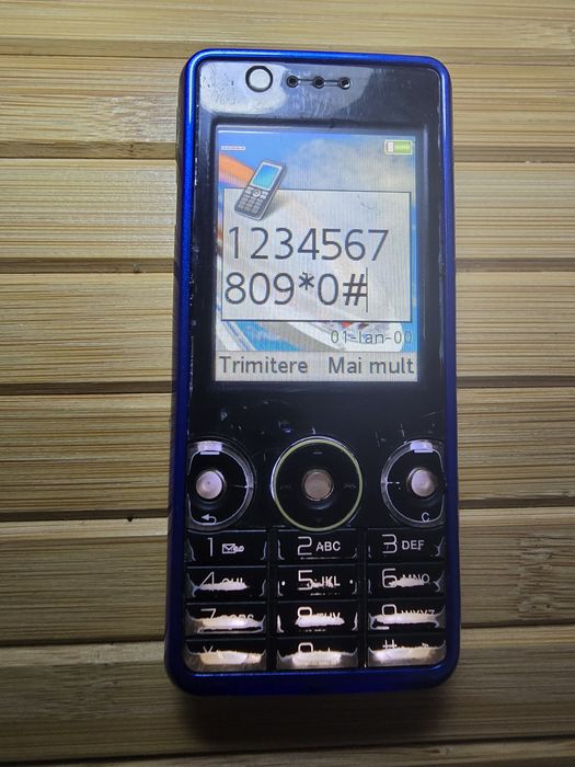Telefon Colectie: Sony Ericsson W660i Blue