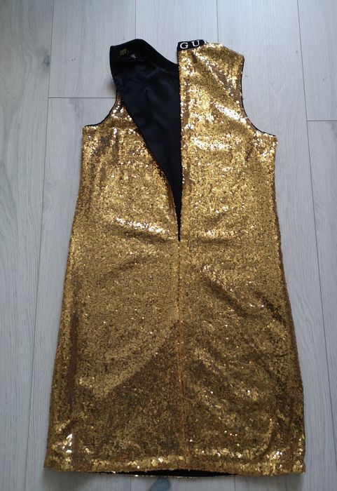Guess 16год  златна рокля с пайети