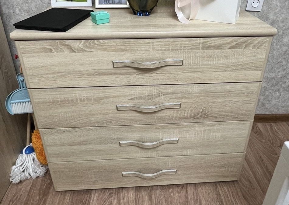 Спальный гарнитур