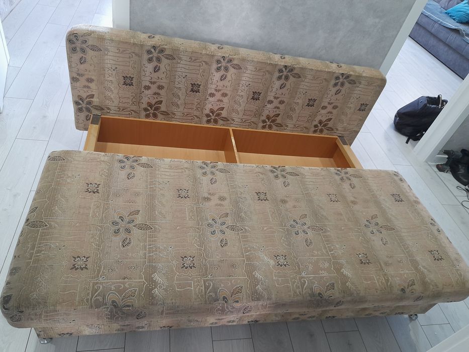 Диван ,тахта продам