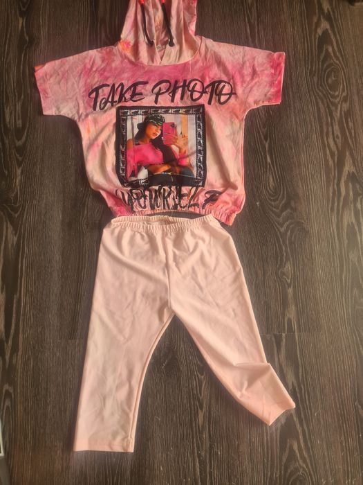 Tricou și iegari fete   mar 140 la 30 lei Timișoara