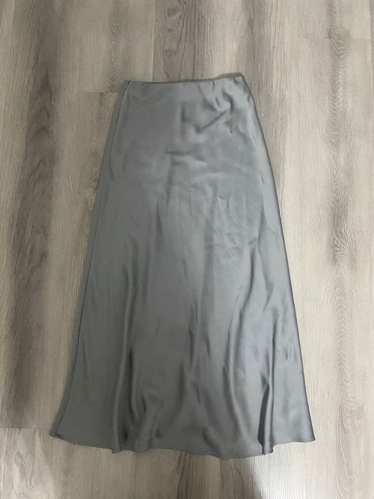 Юбки много разных