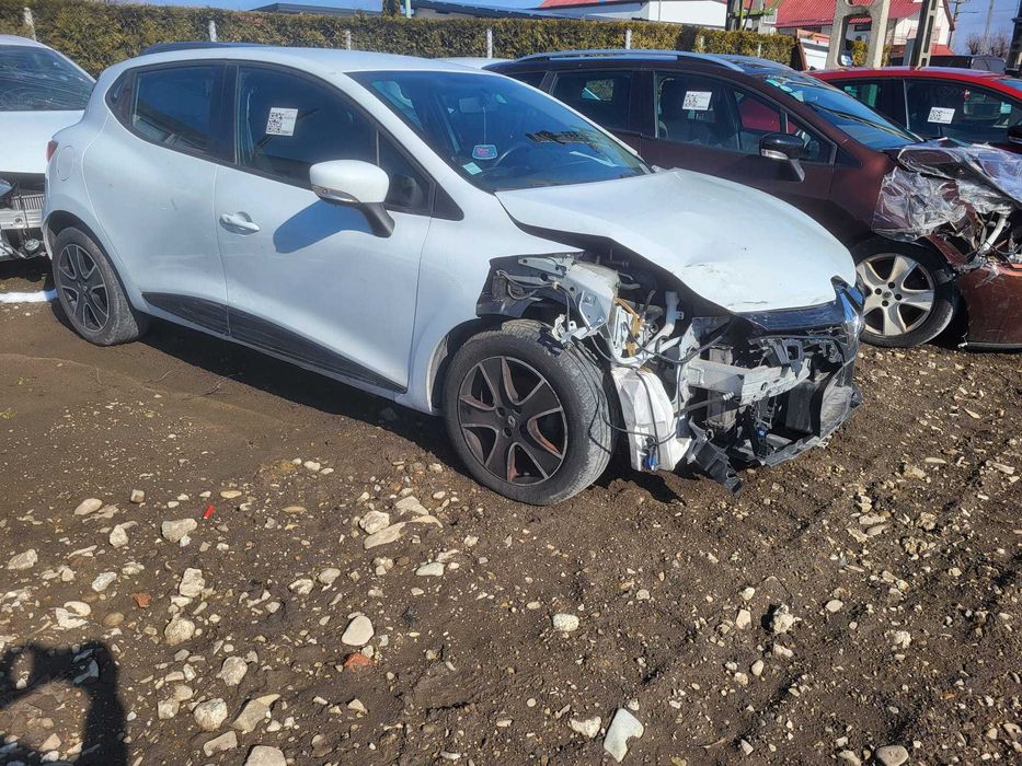 Dezmembrez Renault Clio IV