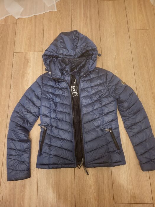 Geaca Superdry albastru metalizat