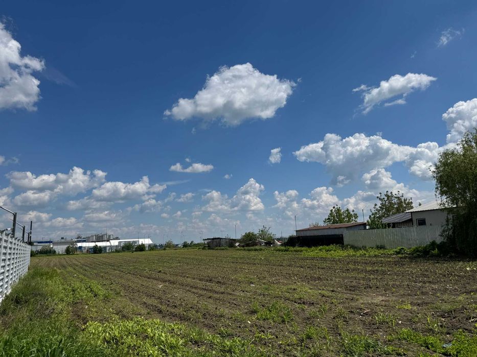 Teren Intravilan Urlati