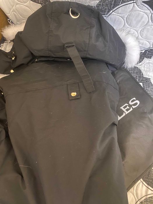 Geaca Moose Knuckles White Fur