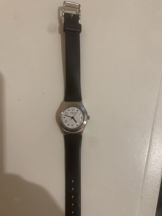 Дамски часовник Swatch