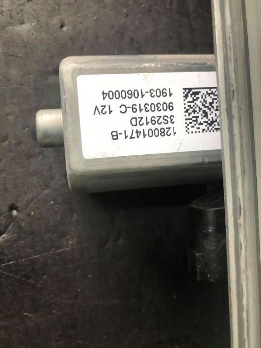 macara cu motoras  usa dreapta fata renault trafic 3  nissan nv300 opel vivaro b