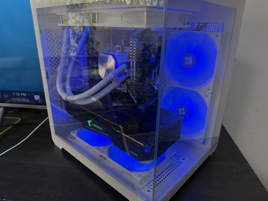 Vand Schimb Pc gaming i5 10500 32 Ram RTX 2060 Super  8Gb SSD 750Gb 2 ani Gara