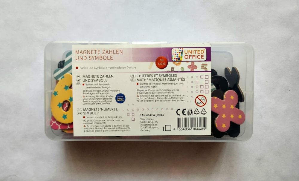 Numere si simboluri cu magnet, 90 bucati cu diferite modele